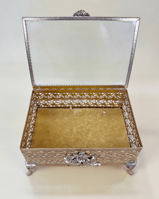 Jewelry Box In Filigree Gold - Native Gardeners