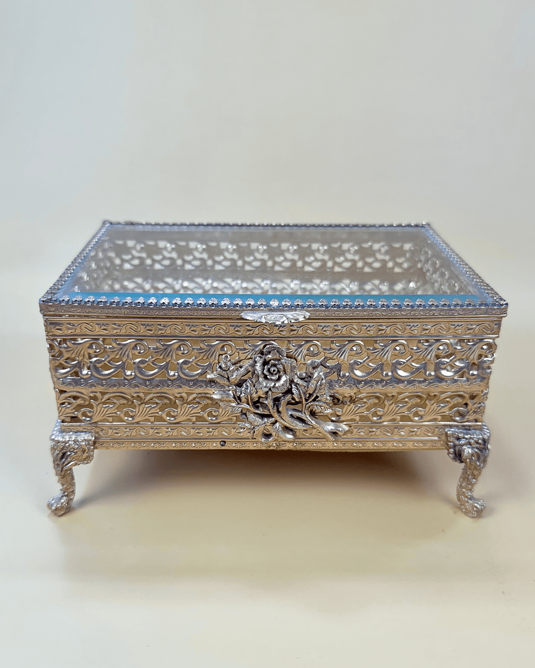 Jewelry Box In Filigree Gold - Native Gardeners